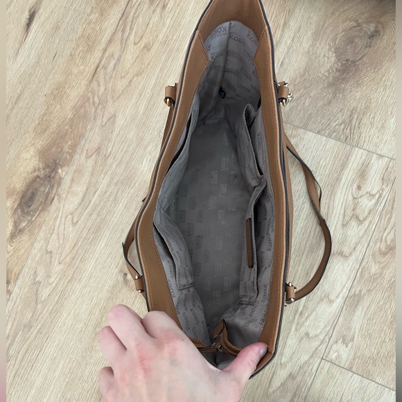 Michael Kors Tote - Picture 7 of 7